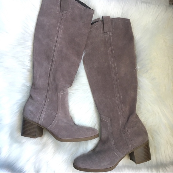 White Mountain Shoes - White Mountain • Bethesda Suede Boots • Size 8